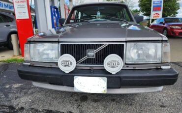 Volvo-240-1991-7