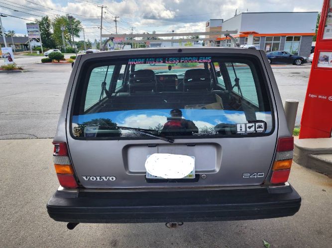 Volvo-240-1991