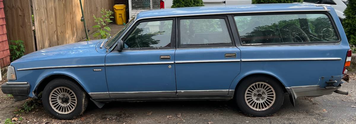 Volvo-240-dl-1987-blue-1