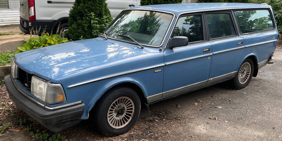 Volvo-240-dl-1987-blue-2