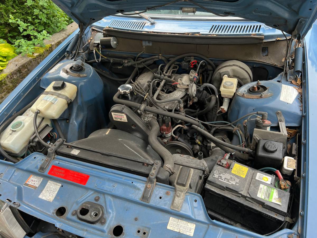 Volvo-240-dl-1987-blue-4