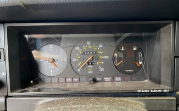 Volvo-240-dl-1987-blue-7
