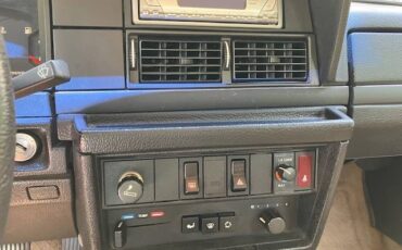 Volvo-240-dl-1990-blue-8