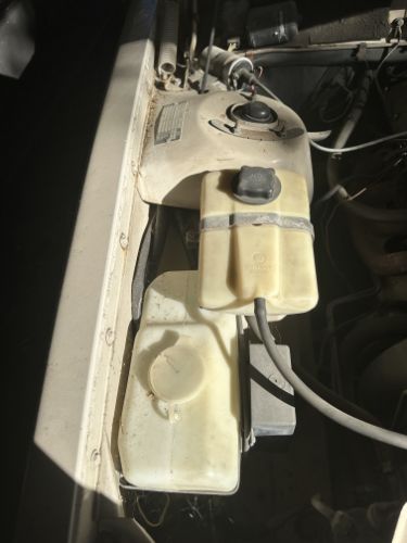 Volvo-242-1979-White-24