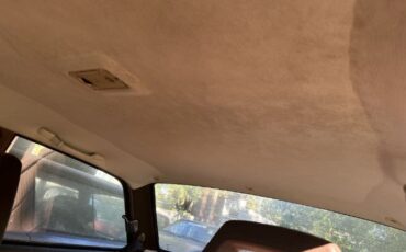 Volvo-242-1979-White-3