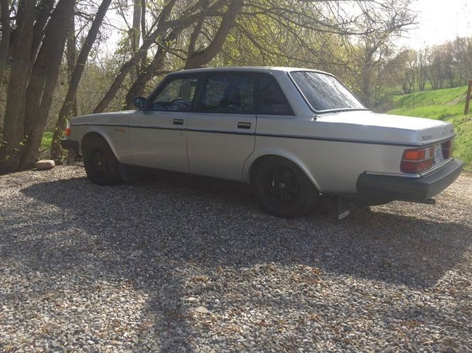 Volvo-244-1980-6