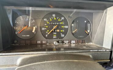 Volvo-244dl-1985-blue-10