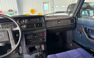Volvo-244dl-1985-blue-12