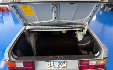 Volvo-244dl-1985-blue-14