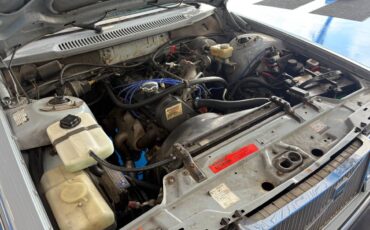 Volvo-244dl-1985-blue-17