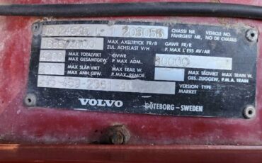Volvo-245-1978-12