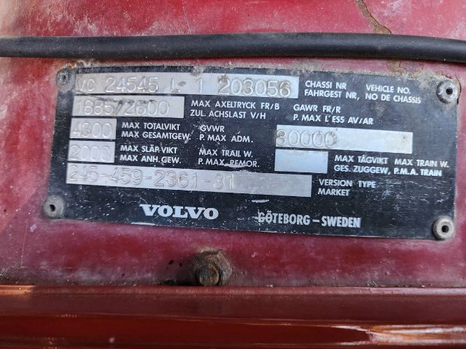Volvo-245-1978-12