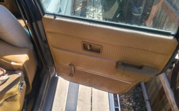 Volvo-245-1985-4