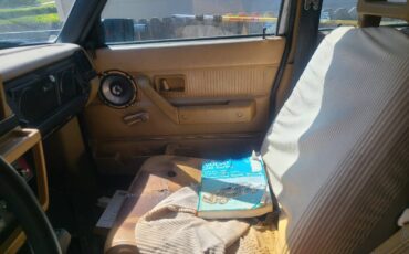 Volvo-245-1985-7