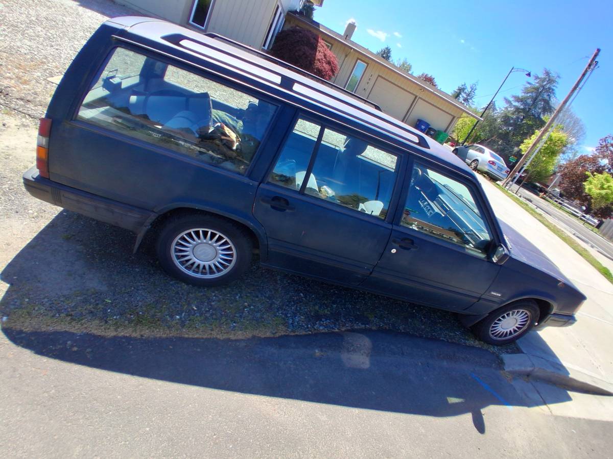 Volvo-940-na-1995-blue-1