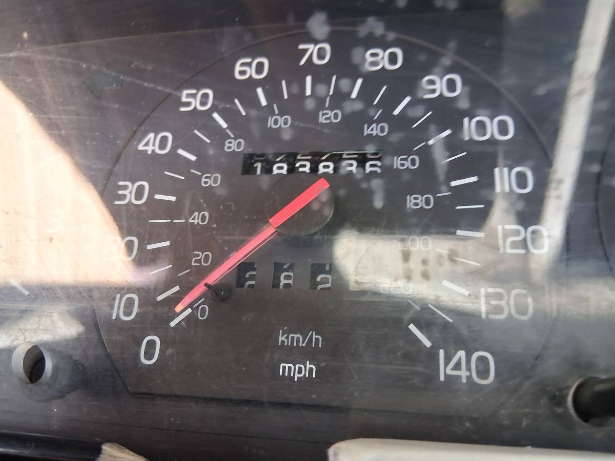 Volvo-940-na-1995-blue-5