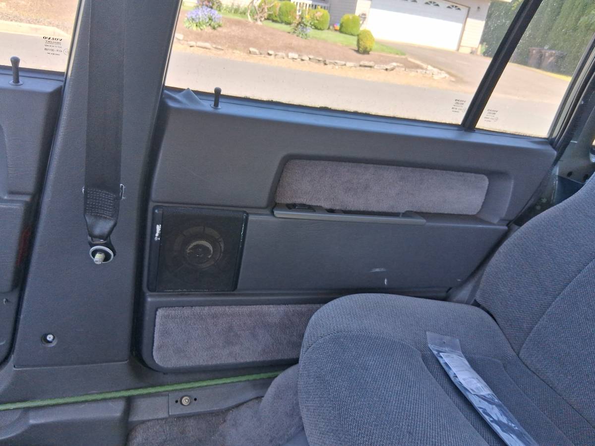 Volvo-940-na-1995-blue-9