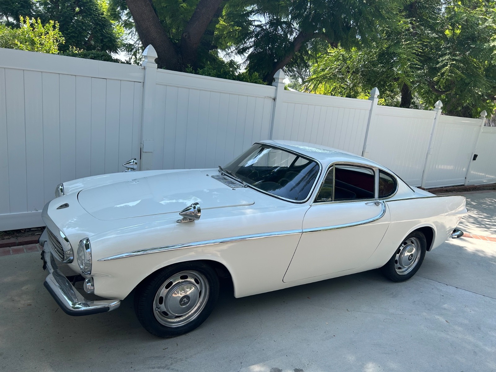 Volvo-Other-1966-Coupe-4
