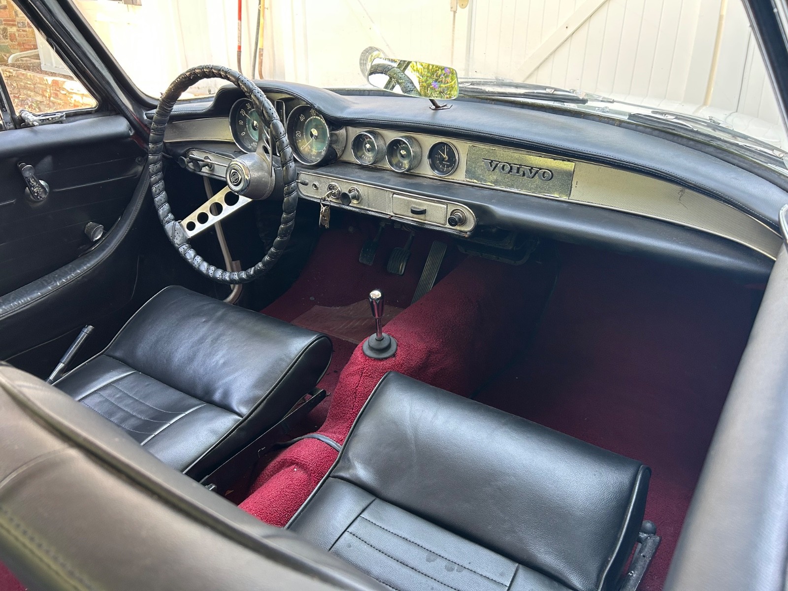 Volvo-Other-1966-Coupe-9