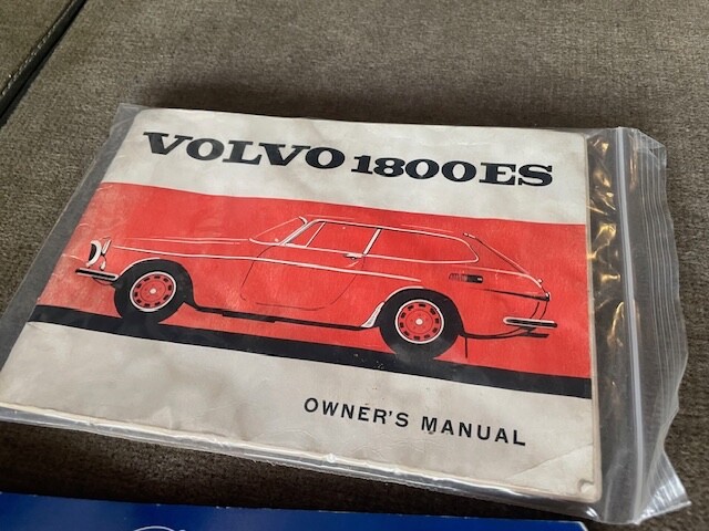 Volvo-P1800ES-1973-Wagon-33