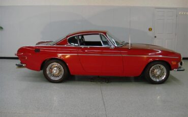 Volvo-P1800e-1971-Red-Black-1