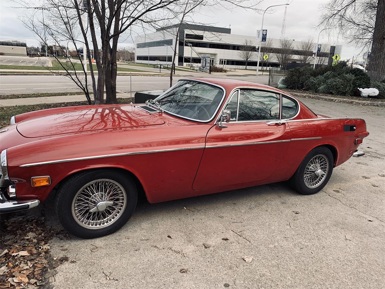 Volvo-P1800e-1971-Red-Black-2