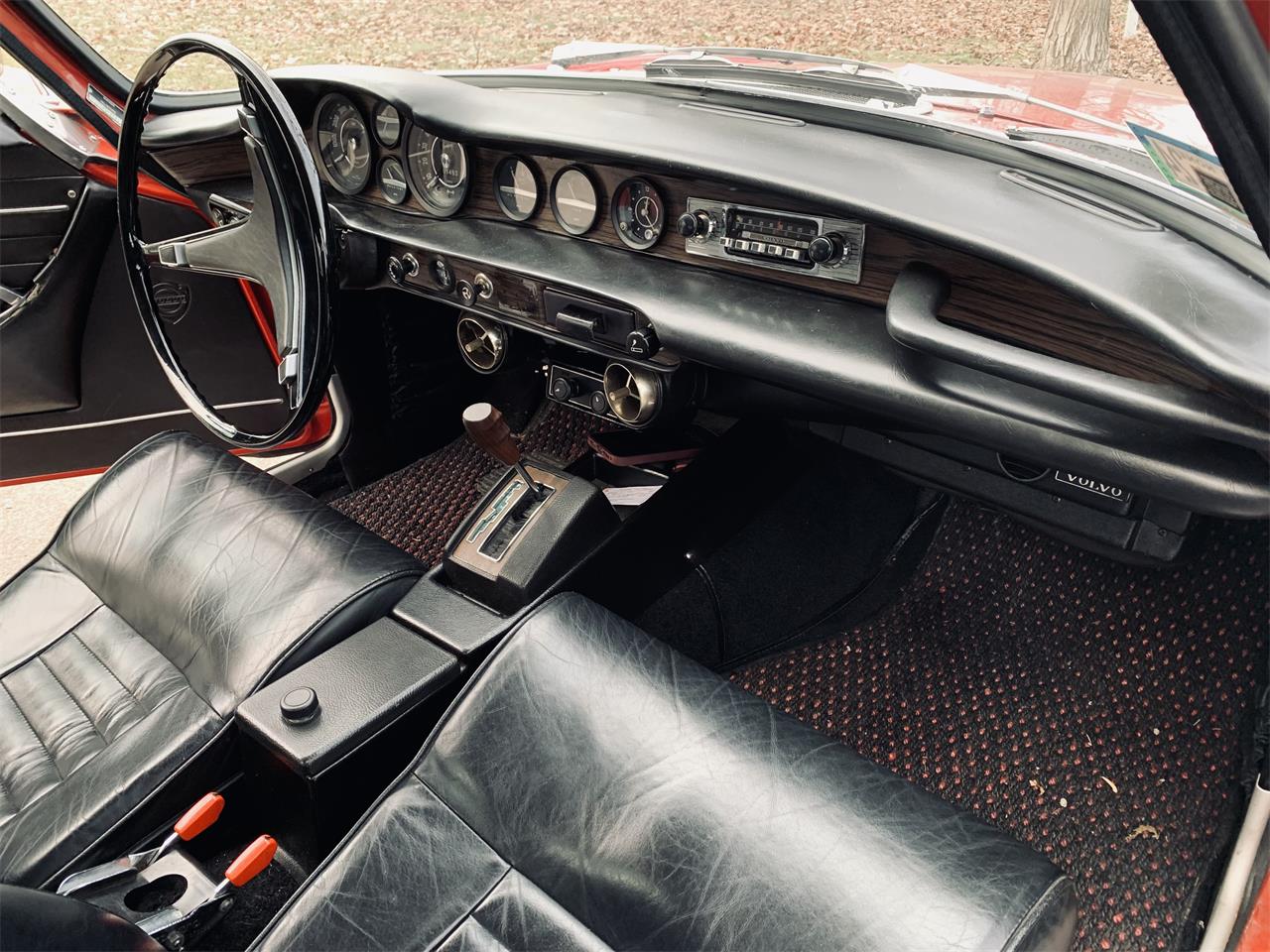 Volvo-P1800e-1971-Red-Black-3