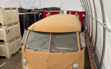 Vw-bus-1961-yellow-1