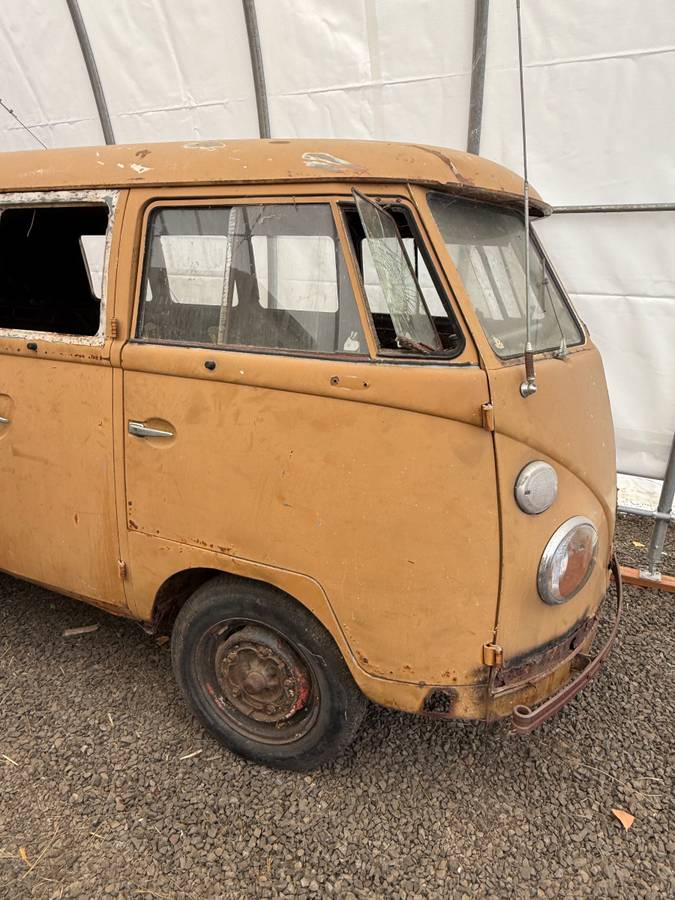 Vw-bus-1961-yellow-3