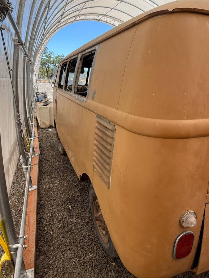 Vw-bus-1961-yellow-9