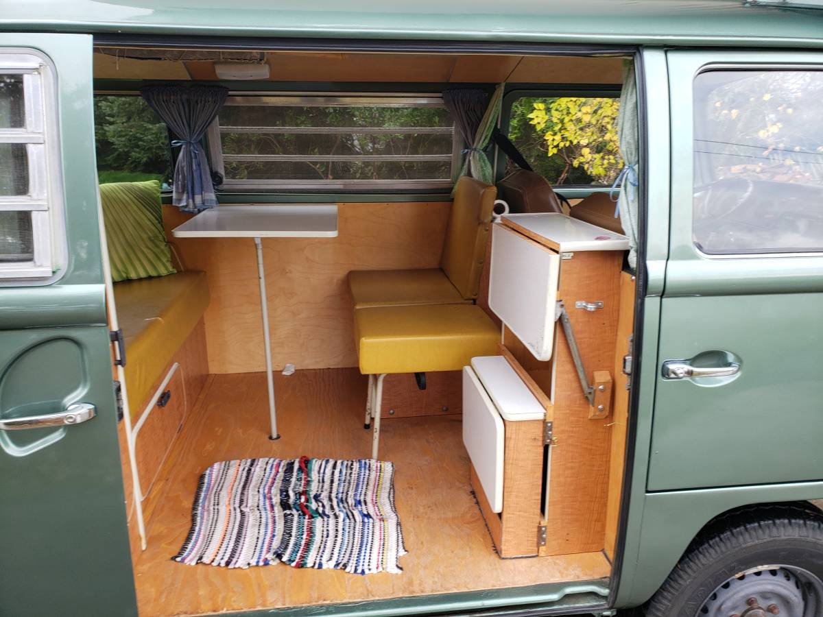 Vw-bus-1968-green-2