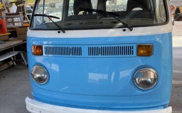 Vw-bus-1974-blue-4