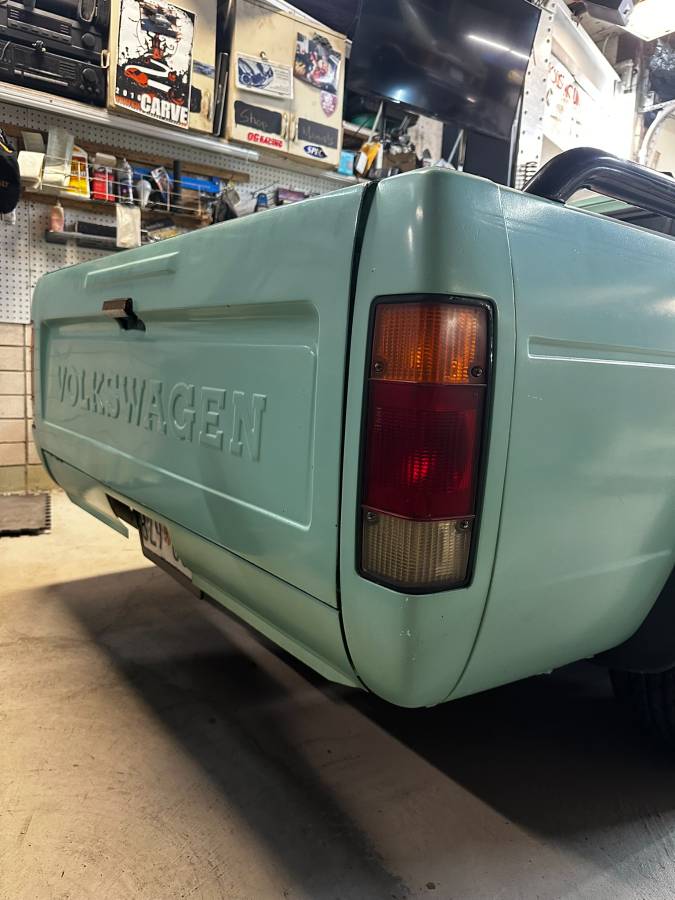 Vw-pickup-diesel-1981-green-8