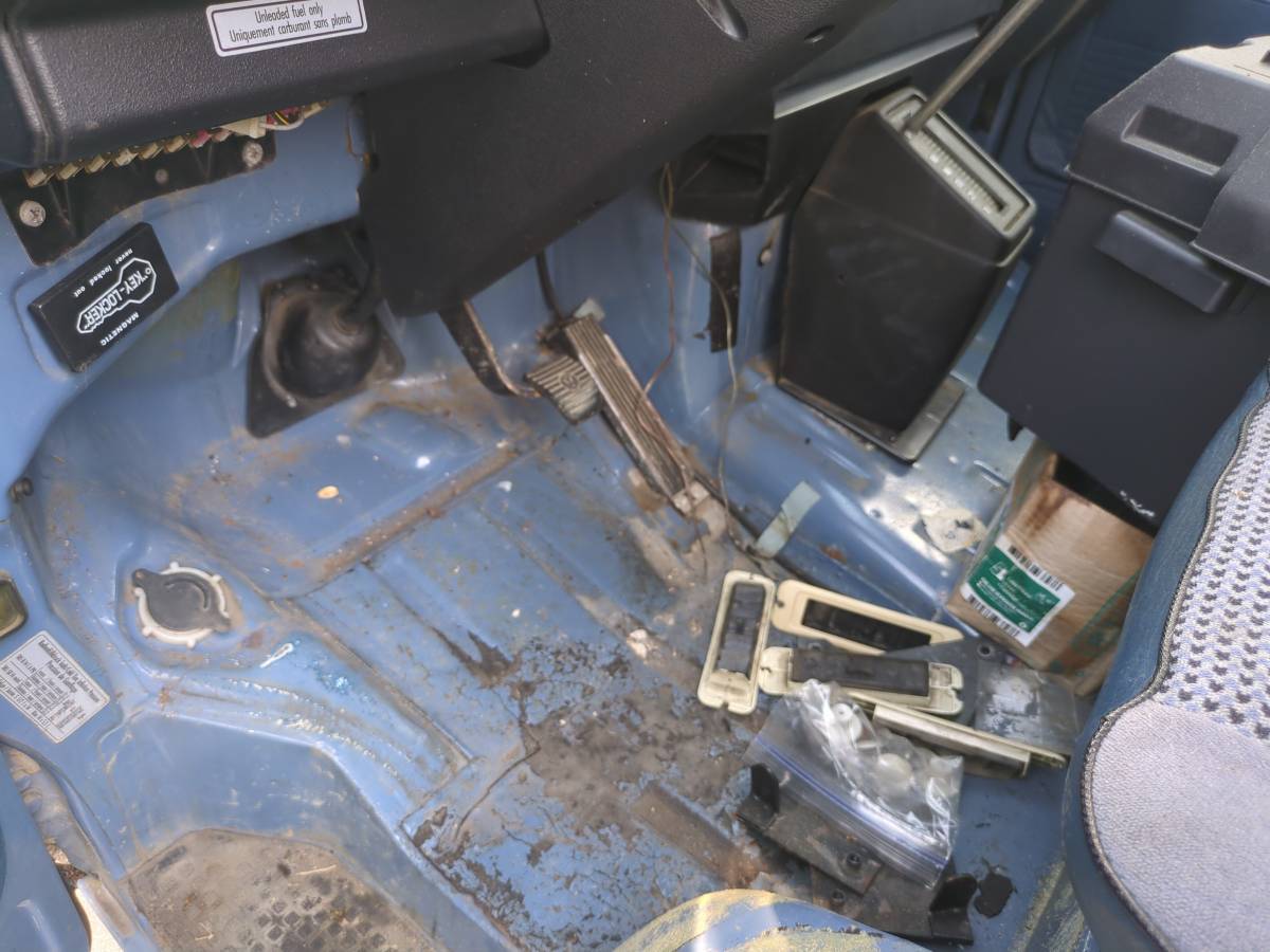 Vw-volkswagen-vanagon-1984-blue-11