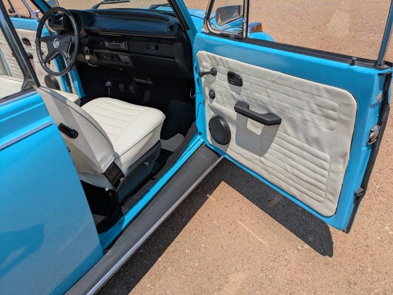 Vw-volkswagon-1974-blue-10