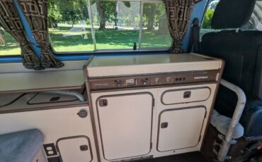 Vw-weatfalia-diesel-1982-blue-11