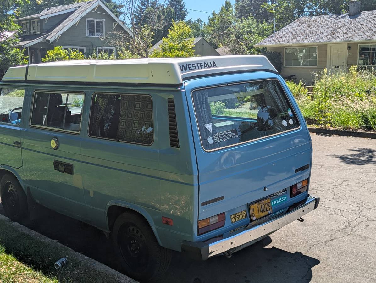 Vw-weatfalia-diesel-1982-blue-17