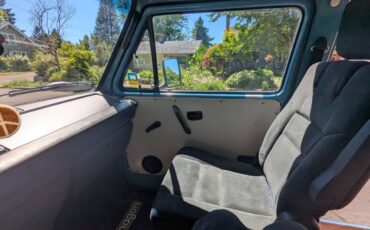 Vw-weatfalia-diesel-1982-blue-7