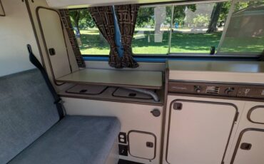 Vw-weatfalia-diesel-1982-blue-9