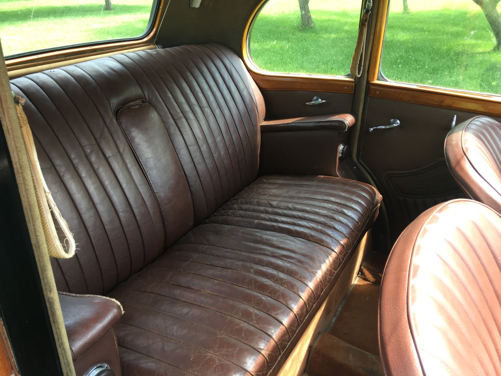 WOLESLEY-1885-1948-Sedan-7