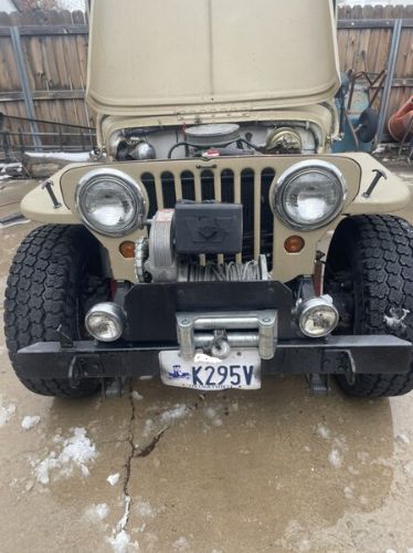 Willys-1946-Beige-Beige
