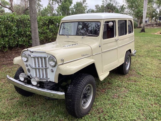 Willys-1958-14