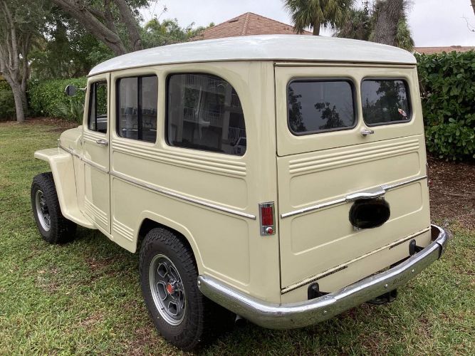 Willys-1958-3