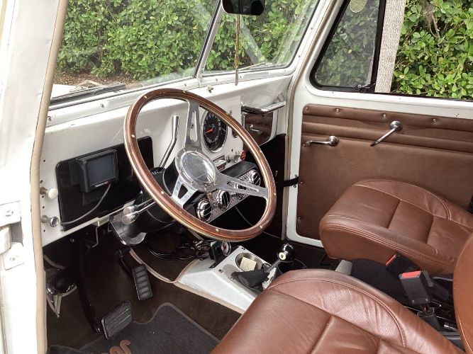 Willys-1958-9