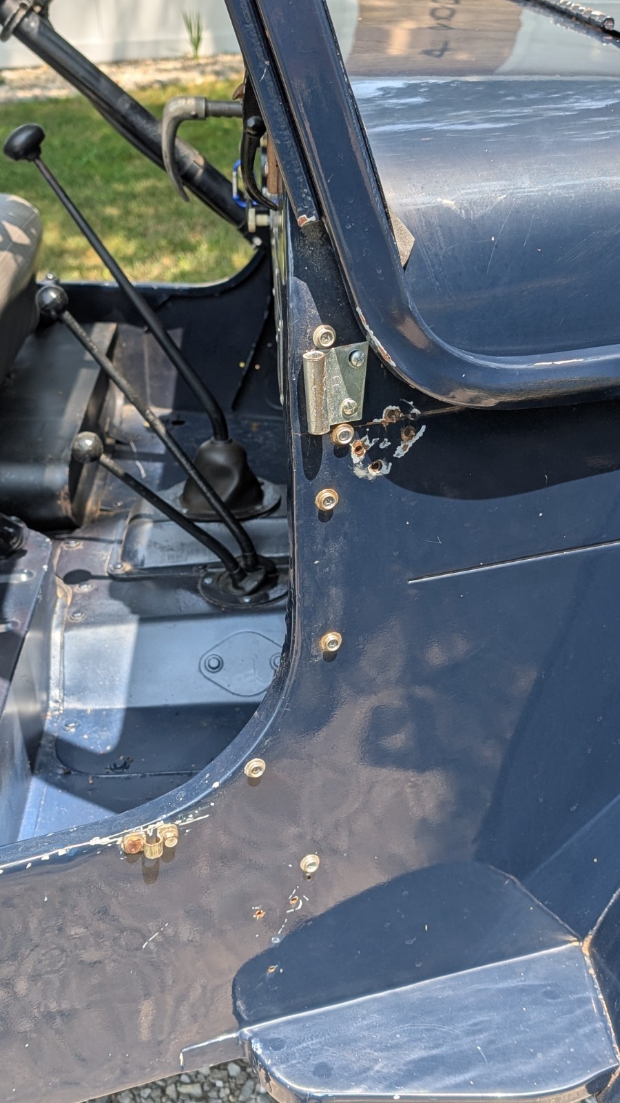 Willys-3B-1961-universal-jeep-15