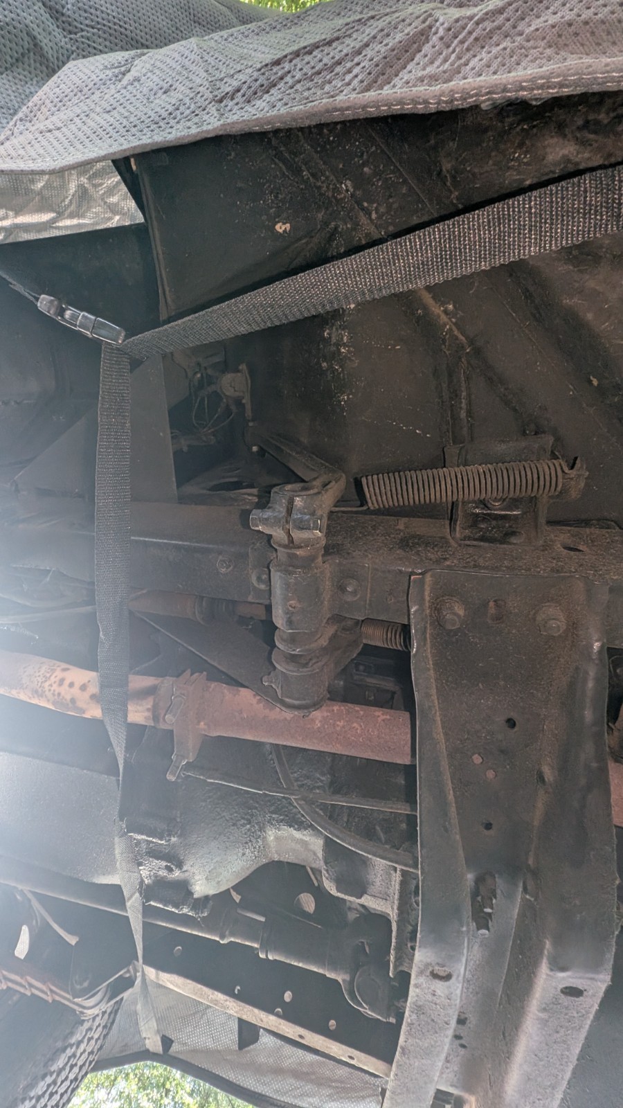 Willys-3B-1961-universal-jeep-23