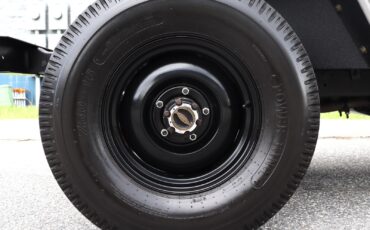 Willys-Jeep-1962-Standard-Cab-Pickup-16