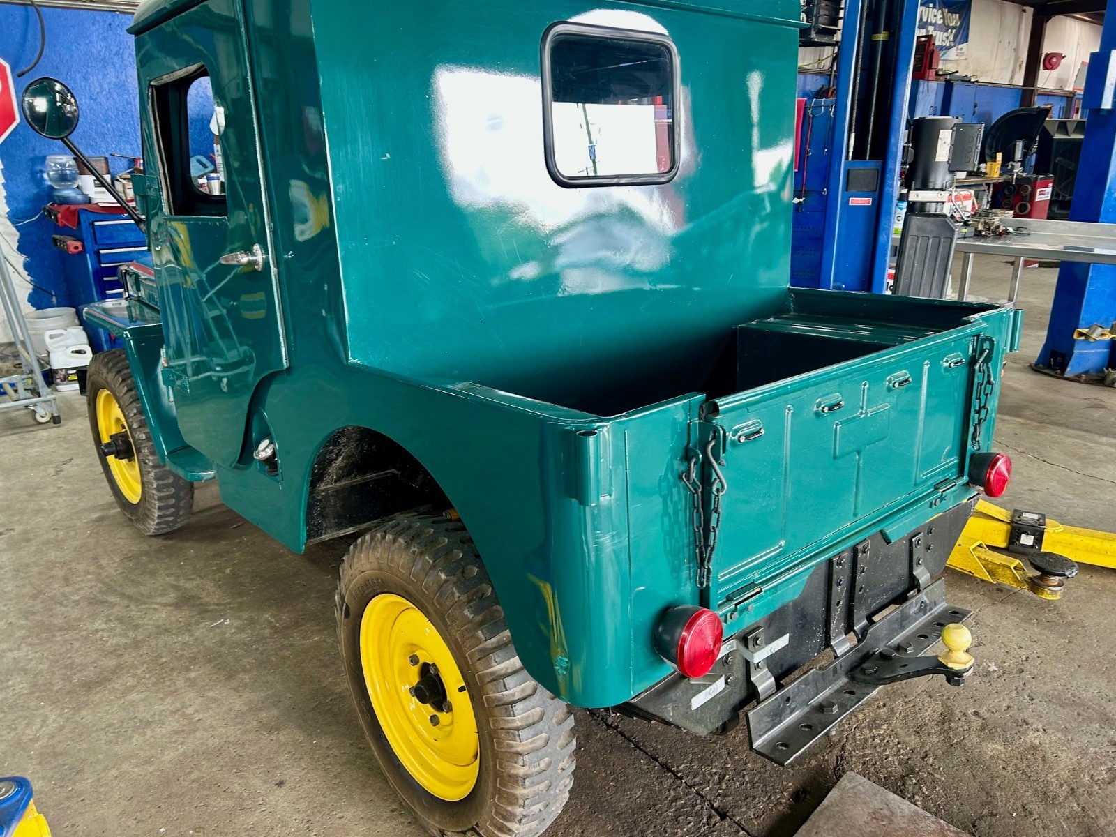 Willys-Jeep-CJ-2A-w-Koenig-Half-Cab-1946-SUV-2