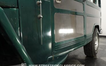 Willys-Jeep-Wagon-1958-Jeep-20