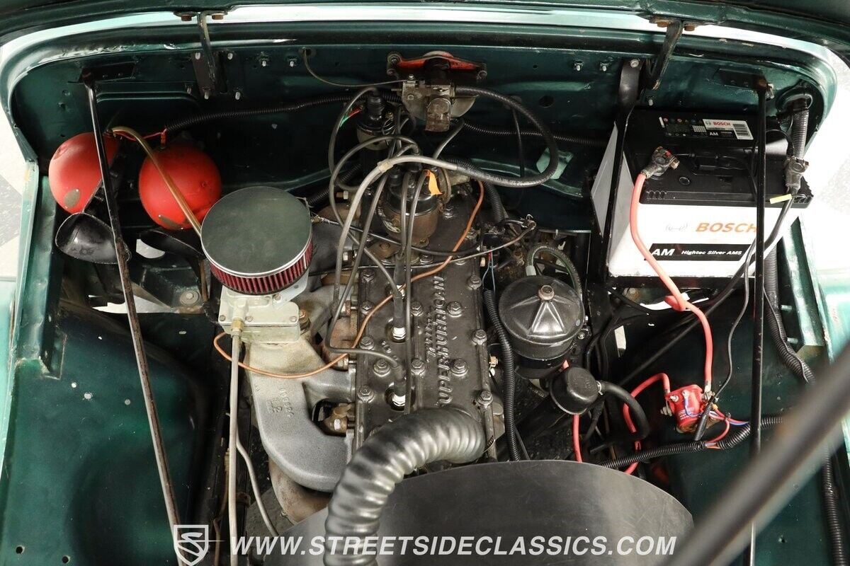 Willys-Jeep-Wagon-1958-Jeep-3